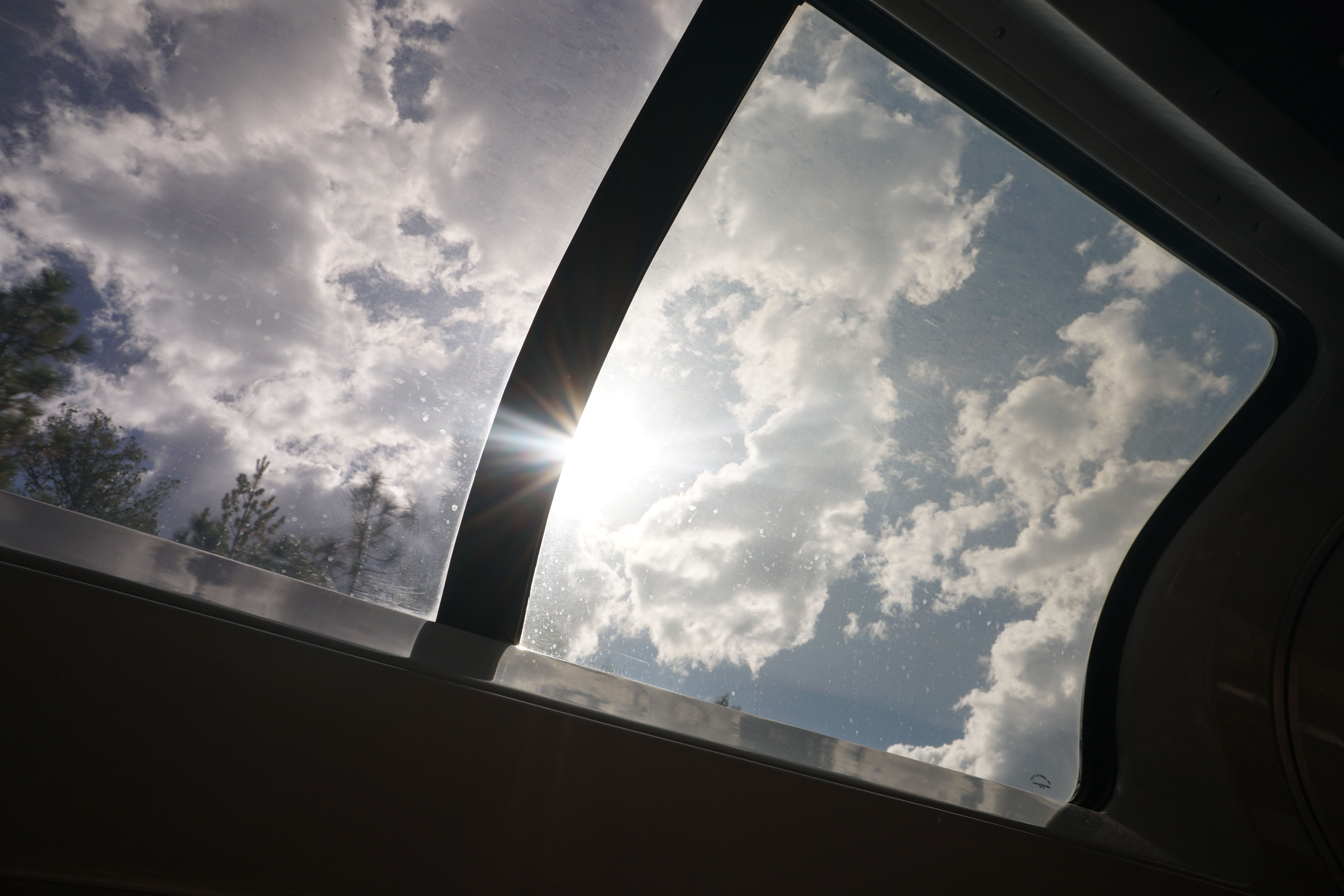 glare and sunflare inside observatory car window